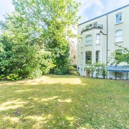 Surbiton Garden Flat Apartment Exterior photo